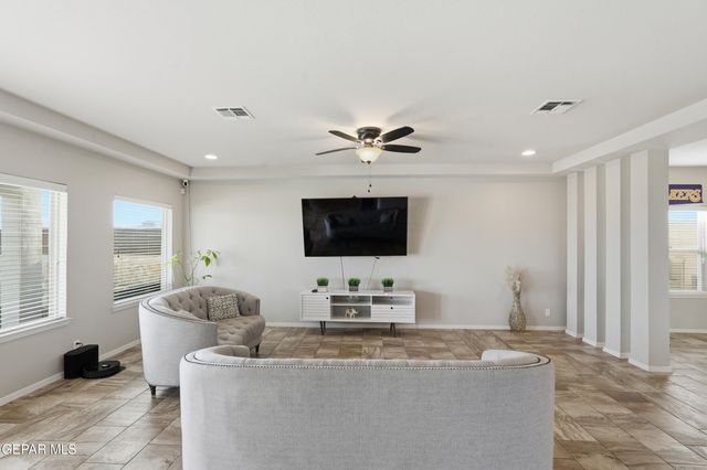 13232 EMERALD ISLE Street, Horizon City, TX 79928