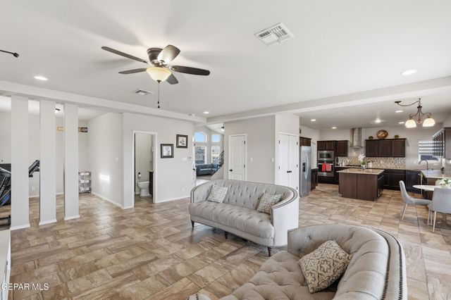 13232 EMERALD ISLE Street, Horizon City, TX 79928