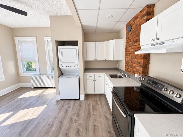119 S Hamilton Street, Poughkeepsie, NY 12601