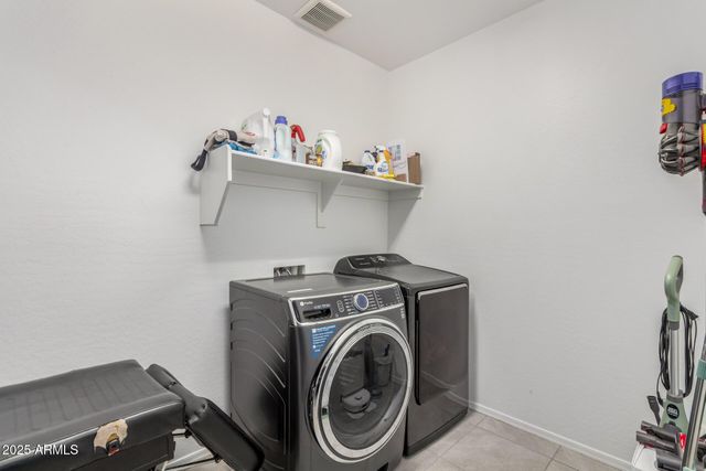 40922 W DESERT FAIRWAYS Drive, Maricopa, AZ 85138