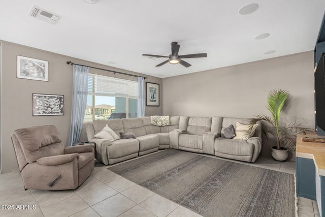 40922 W DESERT FAIRWAYS Drive, Maricopa, AZ 85138