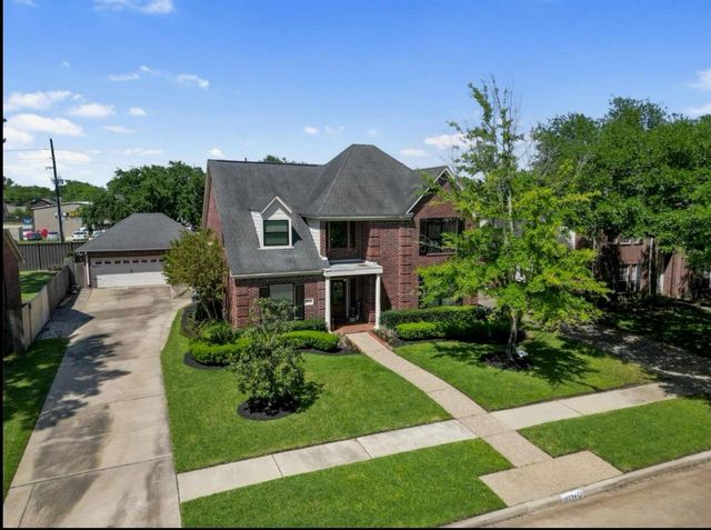 18234 Knotty Green Drive, Houston, TX 77084