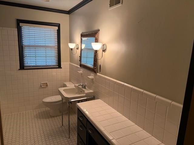 4286 POPLAR AVE, Memphis, TN 38117