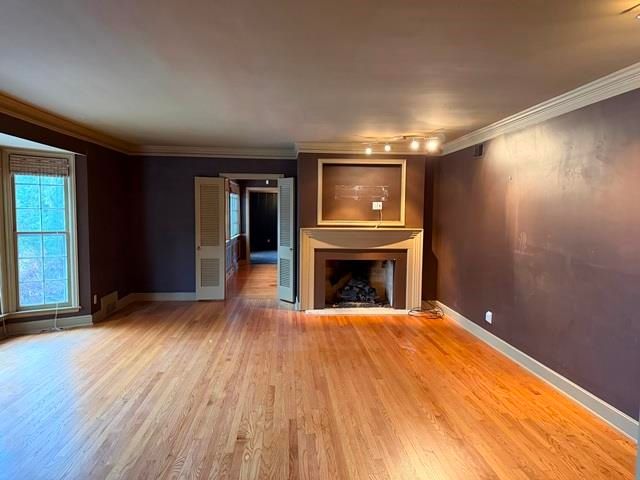 4286 POPLAR AVE, Memphis, TN 38117