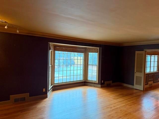 4286 POPLAR AVE, Memphis, TN 38117