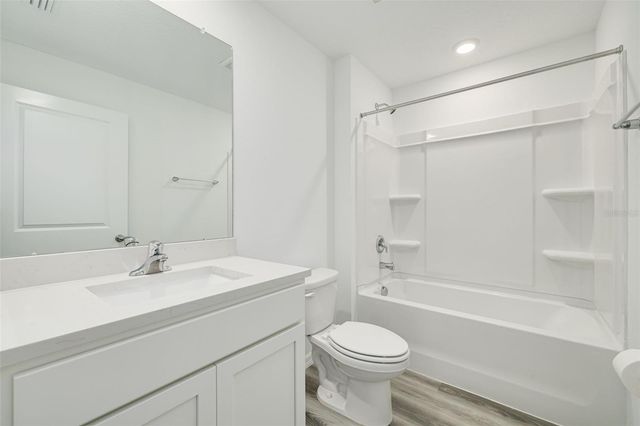 803 ACE OUTLAW AVENUE, Ruskin, FL 33570