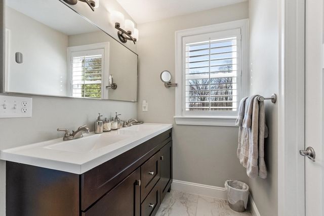 204 Virginia Rd, Concord, MA 01742