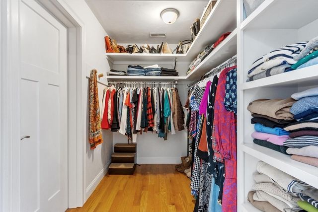 204 Virginia Rd, Concord, MA 01742