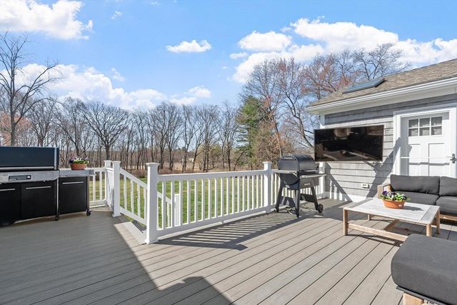 204 Virginia Rd, Concord, MA 01742