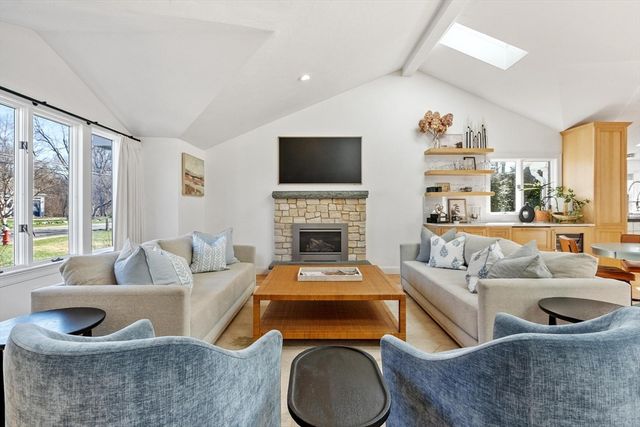 204 Virginia Rd, Concord, MA 01742