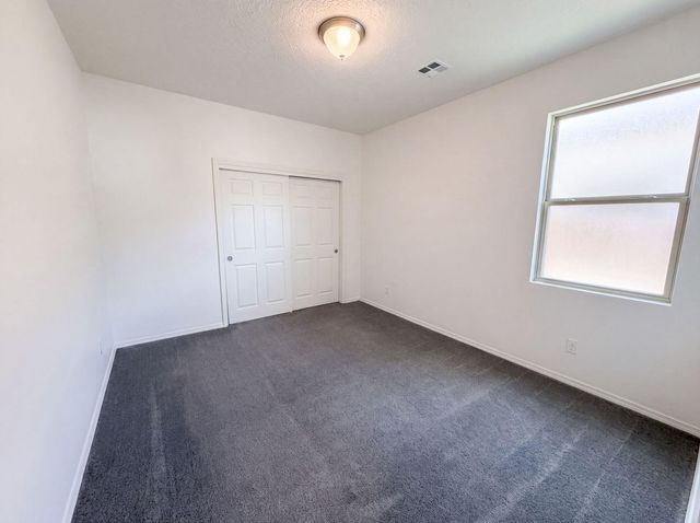 2032 Lobo Trot Court SE, Albuquerque, NM 87123