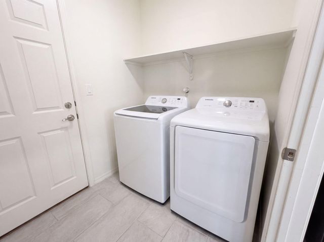 2032 Lobo Trot Court SE, Albuquerque, NM 87123