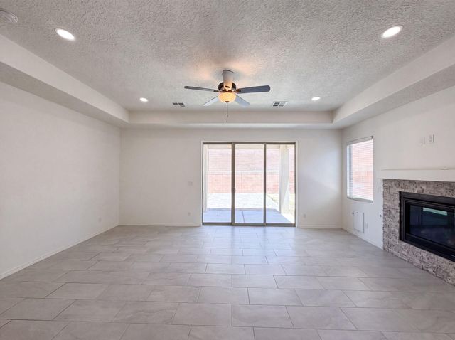 2032 Lobo Trot Court SE, Albuquerque, NM 87123