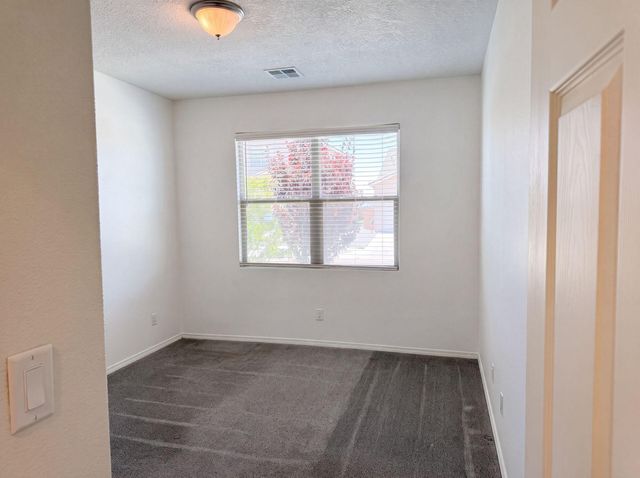 2032 Lobo Trot Court SE, Albuquerque, NM 87123