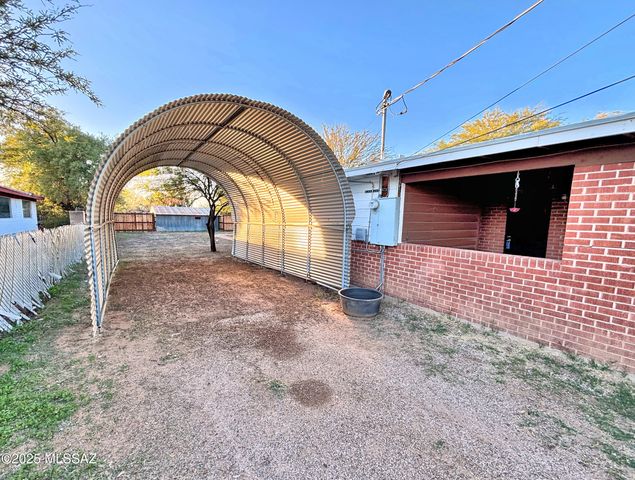 720 S Columbus Boulevard, Tucson, AZ 85711