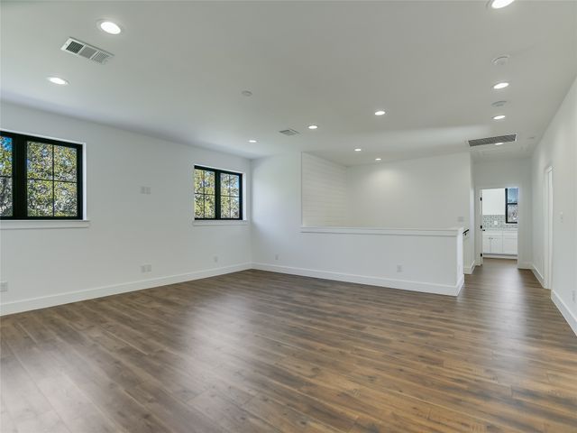 2419 Cherry Lane, Kingsland, TX 78639