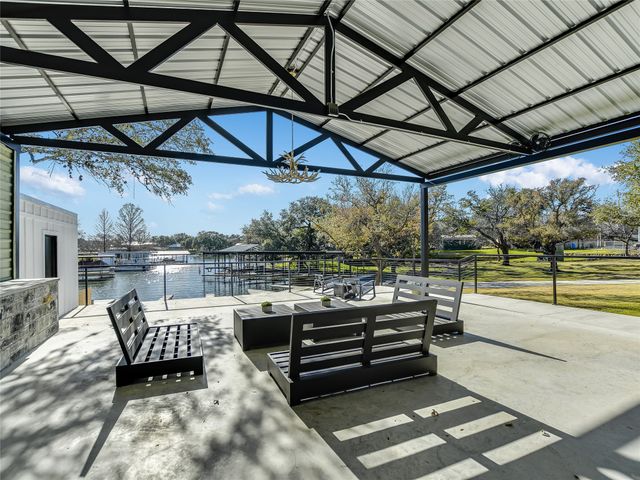 2419 Cherry Lane, Kingsland, TX 78639