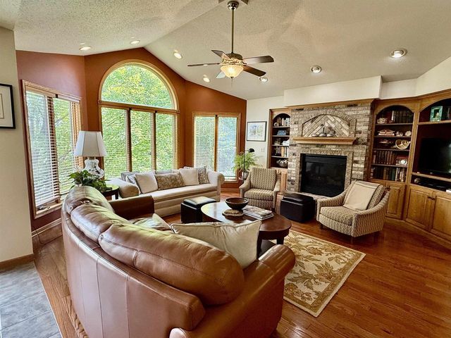 18380 Iowa Road, Tomah, WI 54660