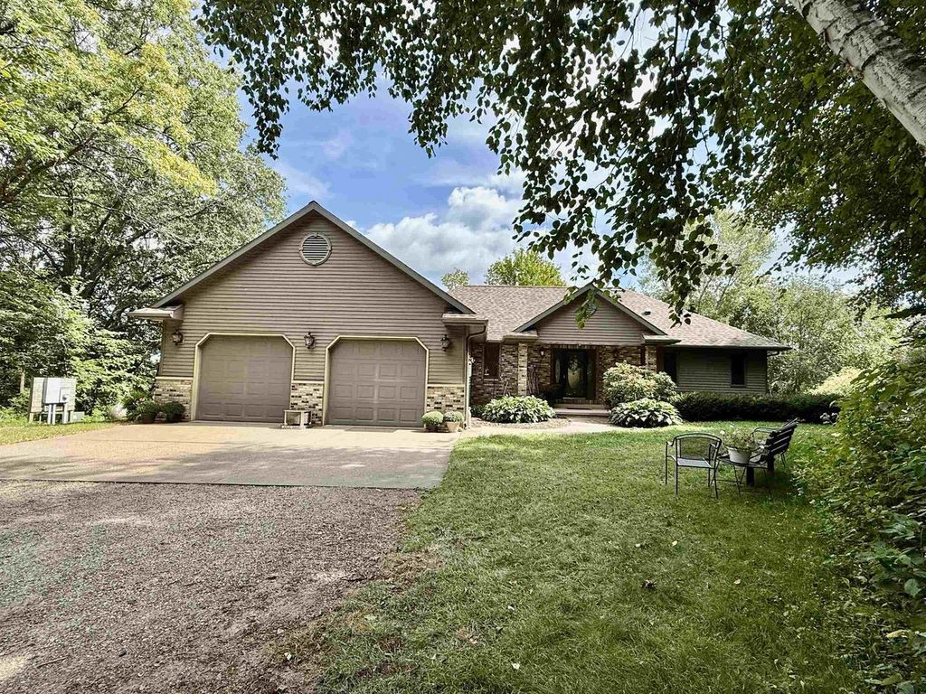 18380 Iowa Road, Tomah, WI 54660