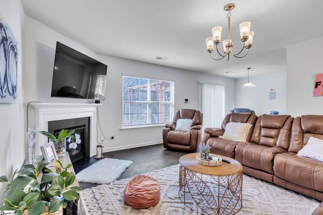 599 Craftsman Lane, Boiling Springs, SC 29316