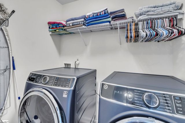 599 Craftsman Lane, Boiling Springs, SC 29316