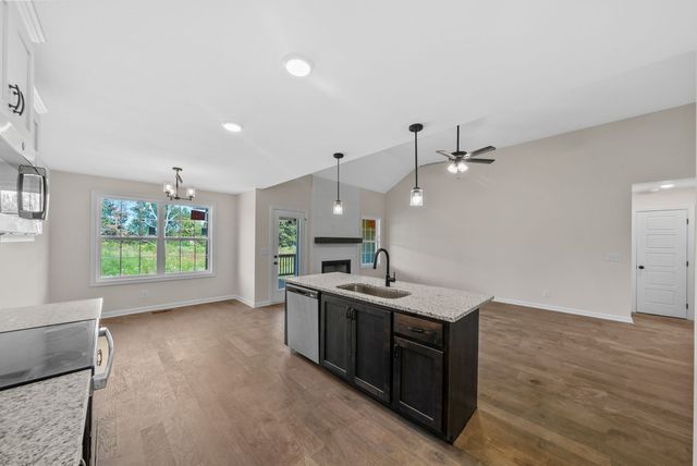 313 Tisha Ct, Clarksville, TN 37042