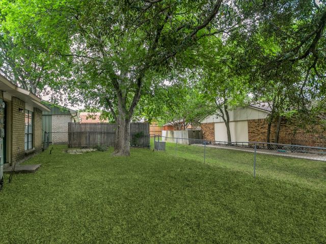 905 Hawthorne Drive, Allen, TX 75002
