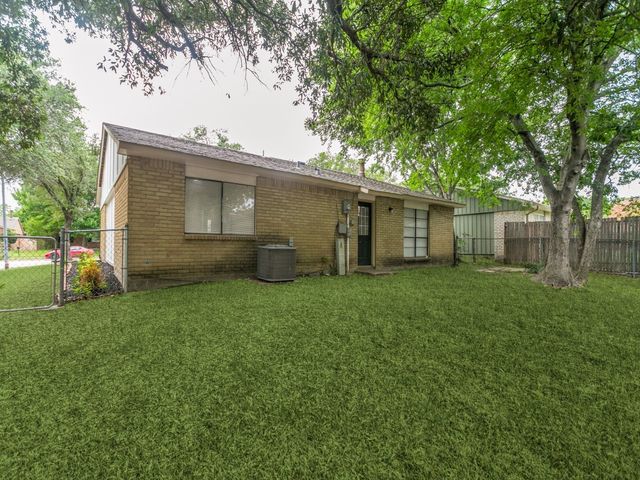 905 Hawthorne Drive, Allen, TX 75002
