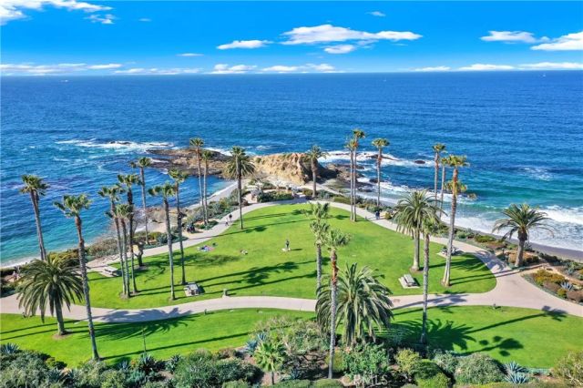 30802 Coast Hwy. M11, Laguna Beach, CA 92651