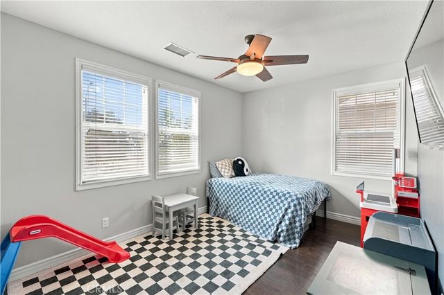 8294 Fall Creek Dr, Eastvale, CA 92880