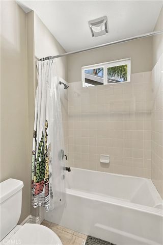 8294 Fall Creek Dr, Eastvale, CA 92880
