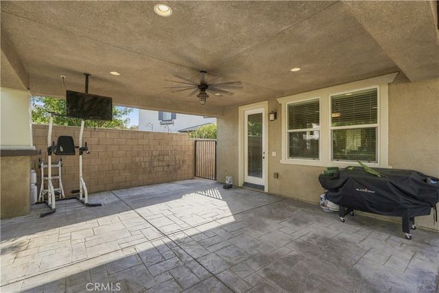 8294 Fall Creek Dr, Eastvale, CA 92880