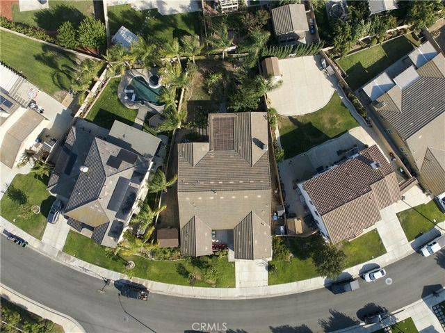 8294 Fall Creek Dr, Eastvale, CA 92880