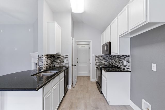 3705 Vista Greens Drive, Fort Worth, TX 76244