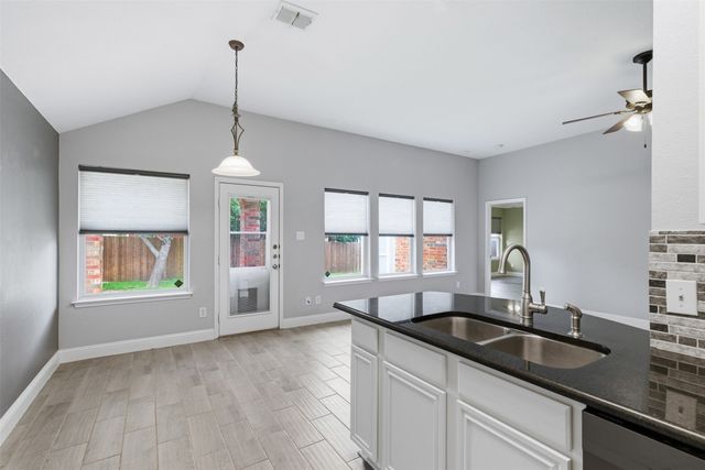 3705 Vista Greens Drive, Fort Worth, TX 76244