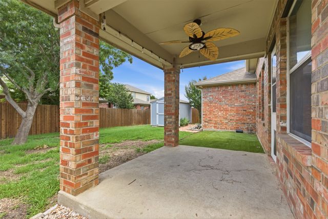 3705 Vista Greens Drive, Fort Worth, TX 76244