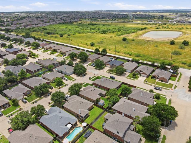 3705 Vista Greens Drive, Fort Worth, TX 76244