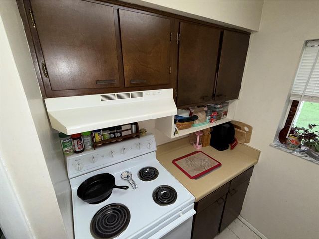 135 SPRINGWOOD CIRCLE E, Longwood, FL 32750