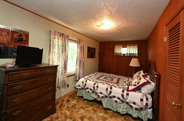 610 N Forest Drive, Winamac, IN 46996