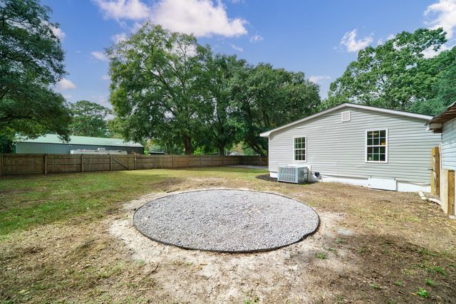 1209 Palm Street, Hanahan, SC 29406