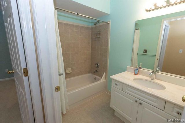 3526 Tremonte Circle, Rochester, MI 48306