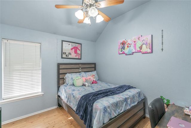 629 E Elder Lane, Mustang, OK 73064