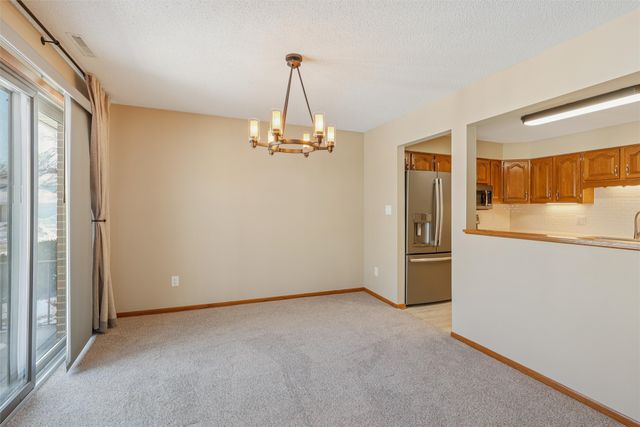 1168 49th Street 1, West Des Moines, IA 50266