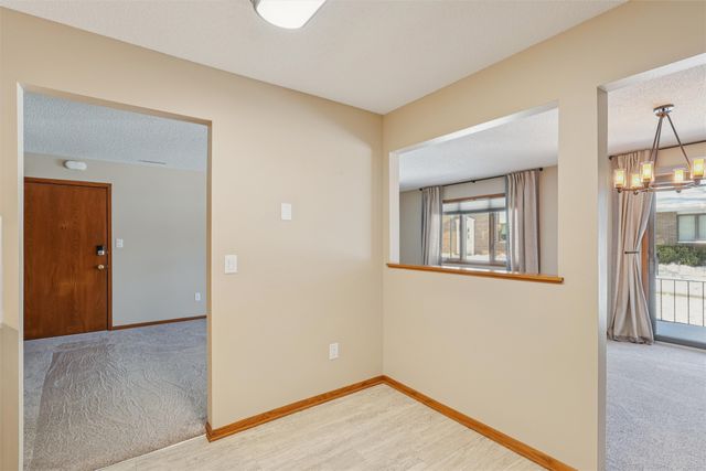 1168 49th Street 1, West Des Moines, IA 50266