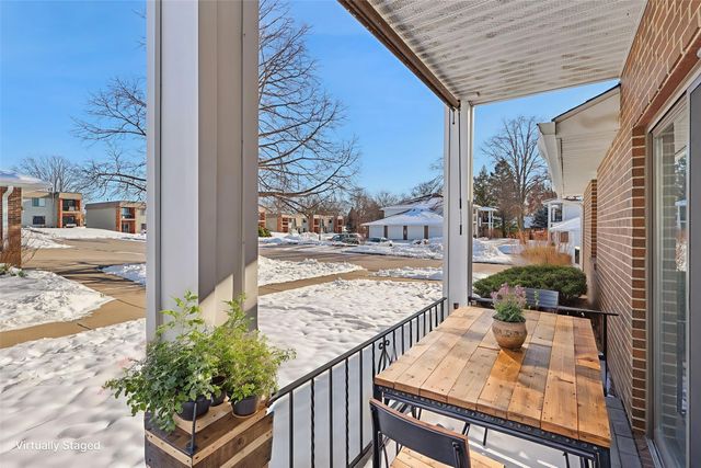 1168 49th Street 1, West Des Moines, IA 50266