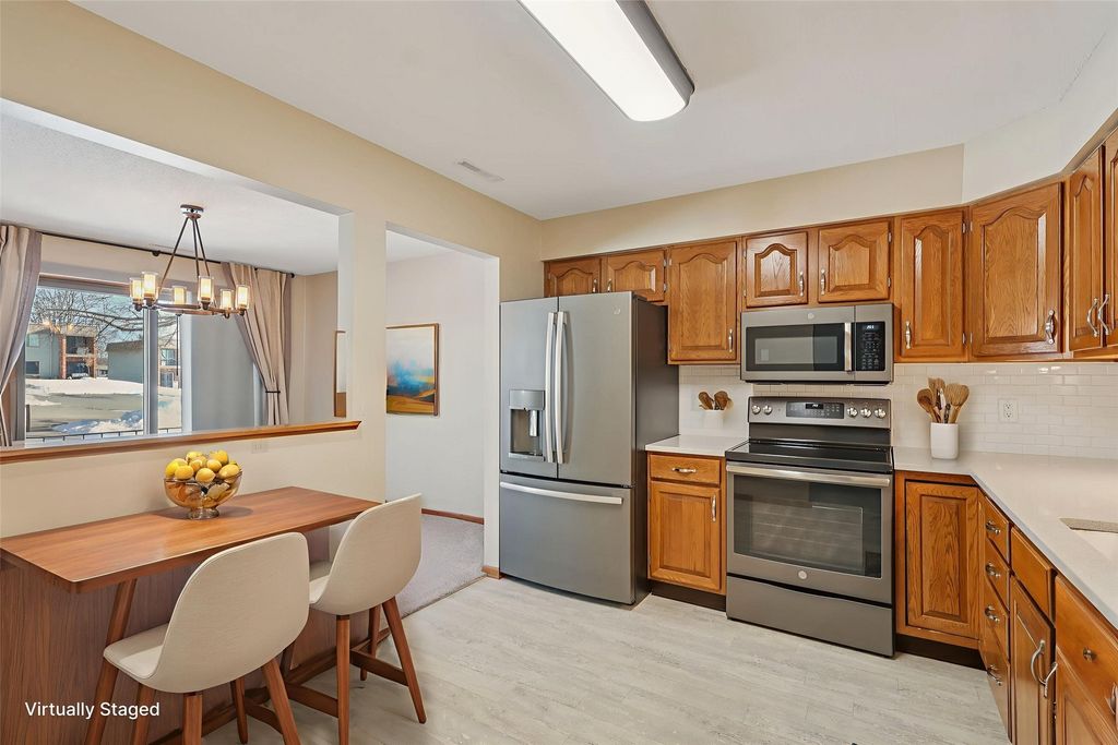 1168 49th Street 1, West Des Moines, IA 50266