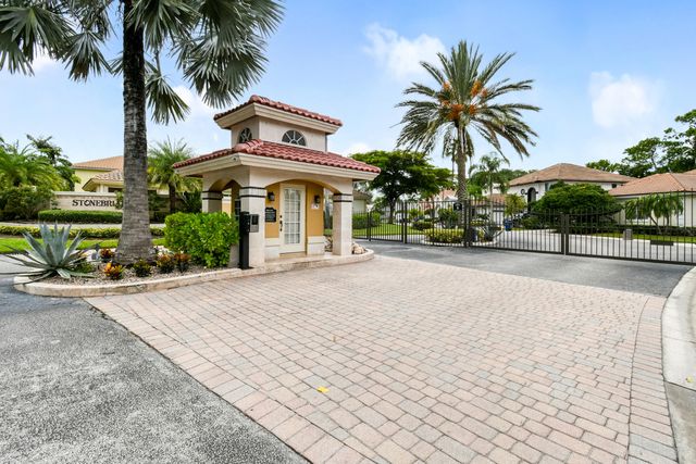 141 St Michaels Court, Jupiter, FL 33458