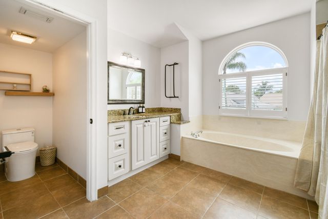141 St Michaels Court, Jupiter, FL 33458