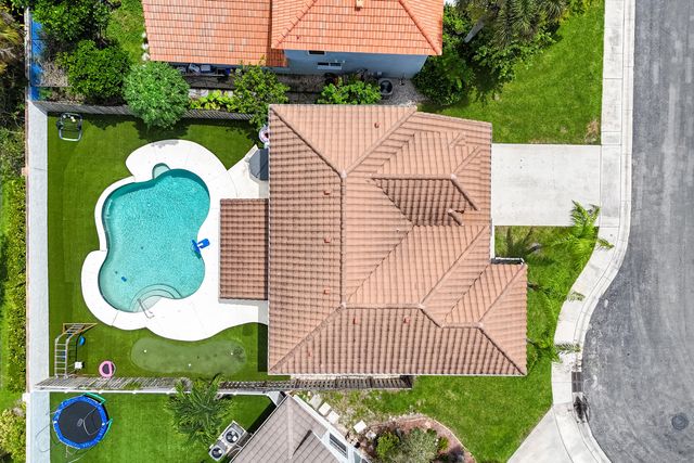 141 St Michaels Court, Jupiter, FL 33458