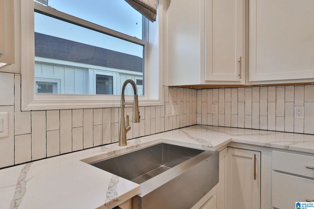 175 CLEAR SPRINGS DRIVE, Lincoln, AL 35096